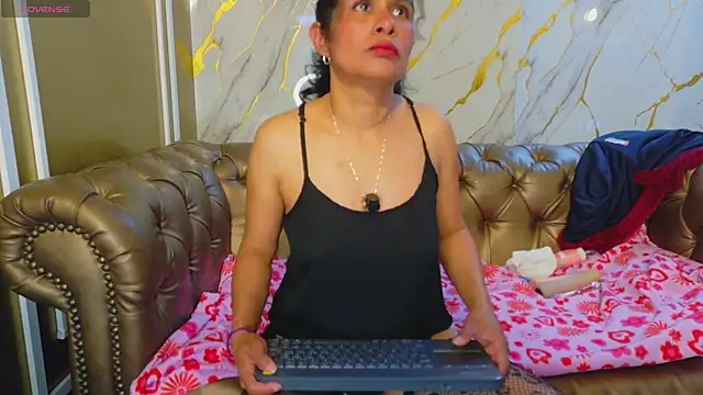 Snapshot of Vanessa_7_ chatting on 02.23.26 Vanessa 7 online show from 02.23.26