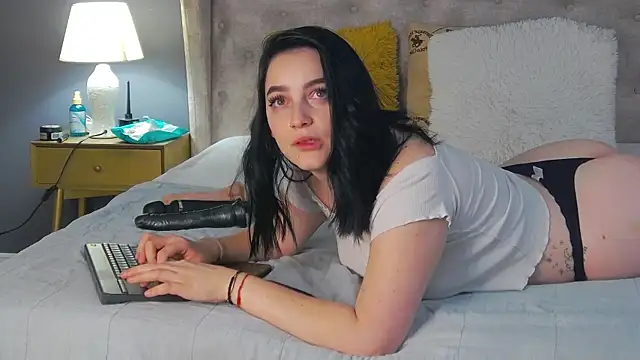 Leah Brooks online show from 01.07.26