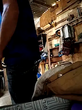 Snapshot of Canuseemeray chatting on 12.19.25 Canuseemeray online show from 12.19.25