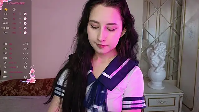 Eva Maller online show from 11.23.25