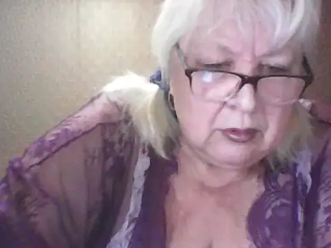 Alexia64231 online show from 05.06.26