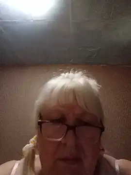 Alexia64231 online show from 06.27.26