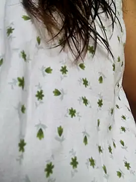 Bhabi-Hot0 online show from 11.21.25