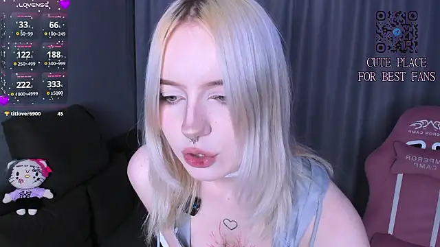 godlikegirlyy online show from 03.16.26