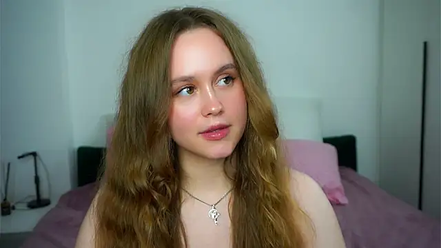 SusannaScholler online show from 11.05.25