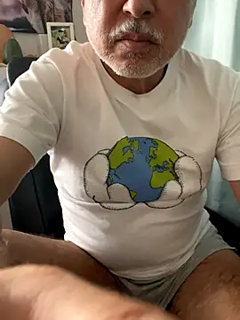 gholly2007 online show from 10.27.25