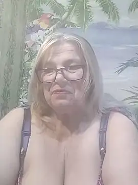 Snapshot of MargaritaSweet51 chatting on 03.28.26 MargaritaSweet51 online show from 03.28.26