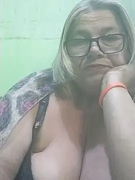 Snapshot of MargaritaSweet51 chatting on 04.05.26 MargaritaSweet51 online show from 04.05.26