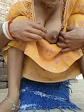 Its Sia online show from 04.15.26