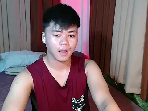 hot emman online show from 02.18.26