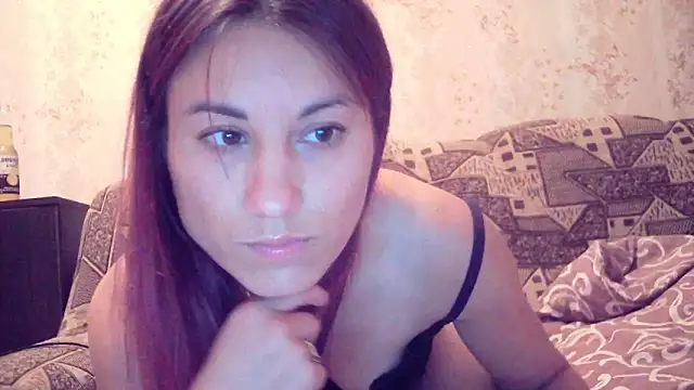 Snapshot of kiss_lovely_ chatting on 09.18.25 kiss lovely online show from 09.18.25