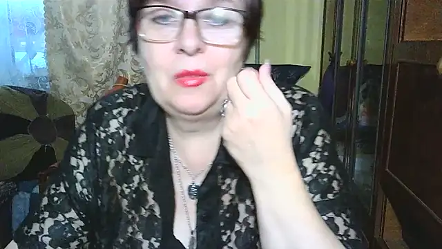 VeronicaGold511 online show from 12.23.25