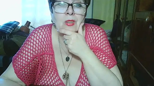 Snapshot of VeronicaGold511 chatting on 03.06.26 VeronicaGold511 online show from 03.06.26