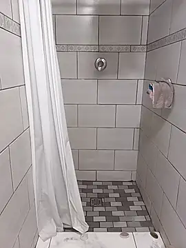 Snapshot of Babysex32 chatting on 11.08.25 Babysex32 online show from 11.08.25