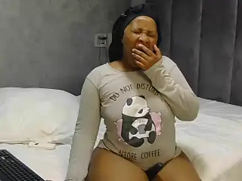 Snapshot of Babysex32 chatting on 12.19.25 Babysex32 online show from 12.19.25