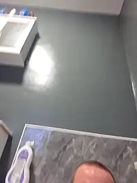 Snapshot of Bigone33333 chatting on 10.14.25 Bigone33333 online show from 10.14.25