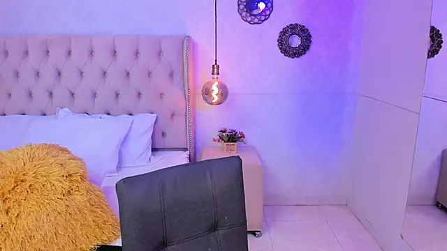 Tatihornyy online show from 10.21.25