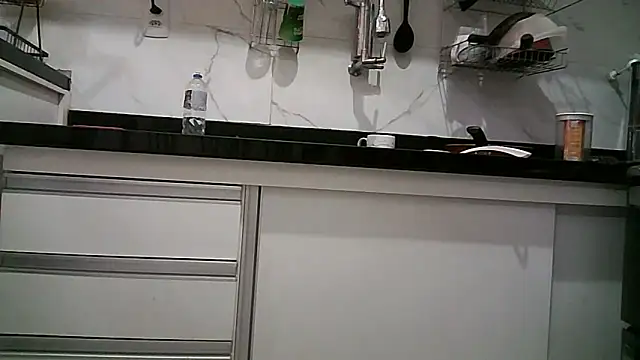 Snapshot of misticamey chatting on 11.20.25 misticamey online show from 11.20.25