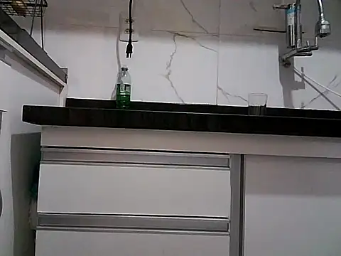 Snapshot of misticamey chatting on 12.22.25 misticamey online show from 12.22.25