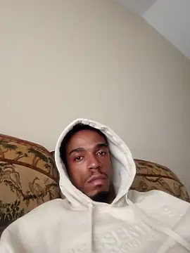 Snapshot of Made4Wicked chatting on 10.24.25 Made4Wicked online show from 10.24.25