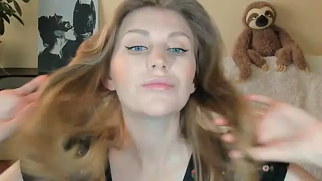 Snapshot of JuliaMuuun chatting on 09.09.25 JuliaMuuun online show from 09.09.25