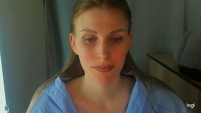 JuliaMuuun online show from 06.08.26