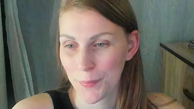 Snapshot of JuliaMuuun chatting on 06.23.26 JuliaMuuun online show from 06.23.26