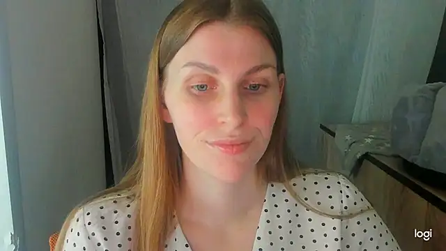 Snapshot of JuliaMuuun chatting on 06.28.26 JuliaMuuun online show from 06.28.26