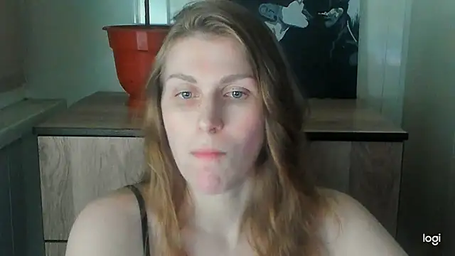 Snapshot of JuliaMuuun chatting on 07.04.26 JuliaMuuun online show from 07.04.26