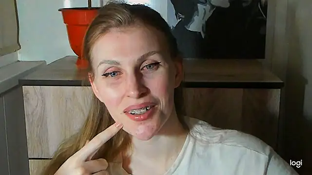 Snapshot of JuliaMuuun chatting on 07.10.26 JuliaMuuun online show from 07.10.26