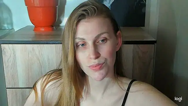 Snapshot of JuliaMuuun chatting on 07.14.26 JuliaMuuun online show from 07.14.26