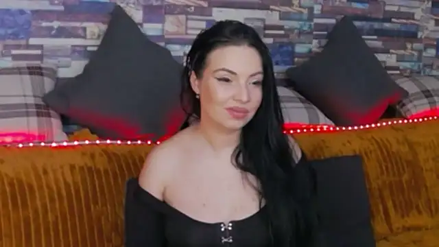 GrayLunna online show from 11.28.25