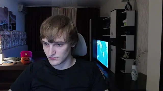 Snapshot of Playersuperstar chatting on 11.12.25 Playersuperstar online show from 11.12.25