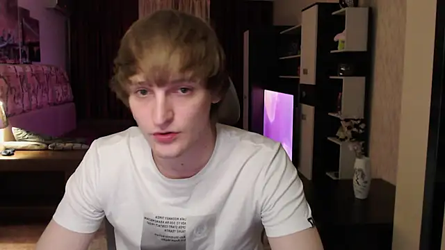 Snapshot of Playersuperstar chatting on 11.19.25 Playersuperstar online show from 11.19.25