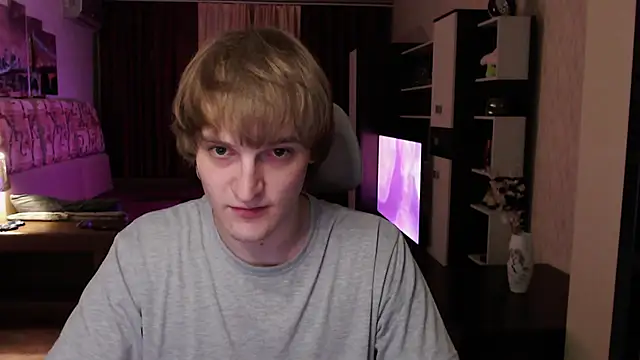 Snapshot of Playersuperstar chatting on 11.23.25 Playersuperstar online show from 11.23.25