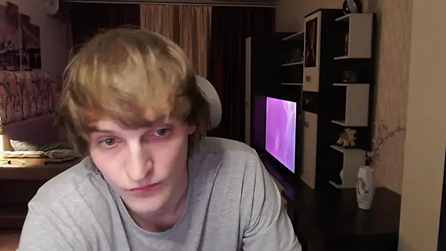 Snapshot of Playersuperstar chatting on 12.13.25 Playersuperstar online show from 12.13.25