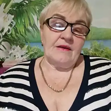 VioletSweet5566 online show from 10.19.25