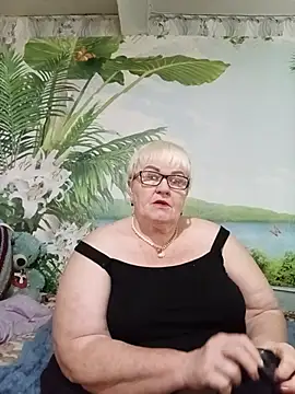 Snapshot of VioletSweet5566 chatting on 06.17.26 VioletSweet5566 online show from 06.17.26