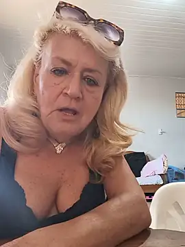 Snapshot of Belladama61 chatting on 07.24.26 Belladama61 online show from 07.24.26
