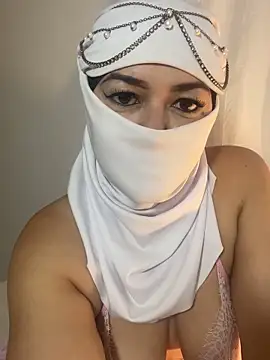 Amyraa  online show from 11.22.25