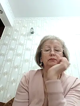 AlikaSwan5821 online show from 10.19.25