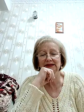 AlikaSwan5821 online show from 12.15.25