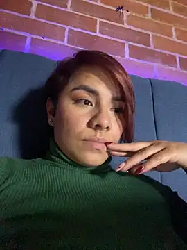 Snapshot of alejandra_prk26 chatting on 10.14.25 alejandra prk26 online show from 10.14.25