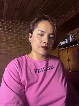 Snapshot of alejandra_prk26 chatting on 10.21.25 alejandra prk26 online show from 10.21.25