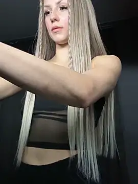 FavoriteKira online show from 05.28.26