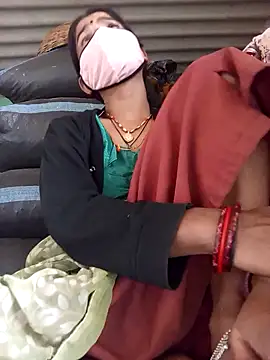 MISS LOVE 001 online show from 01.19.26