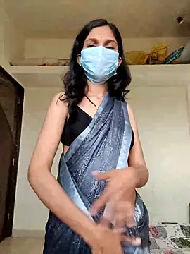 Shivani2002 online show from 02.07.26