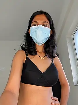Shivani2002 online show from 04.26.26
