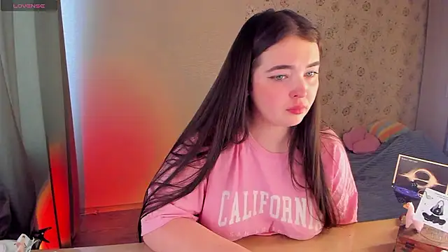 Alice next door online show from 03.10.26