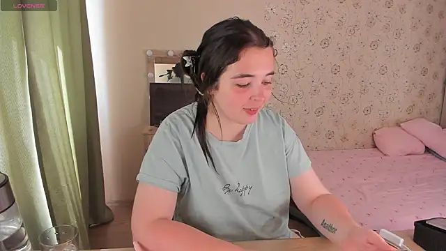 Alice next door online show from 07.02.26